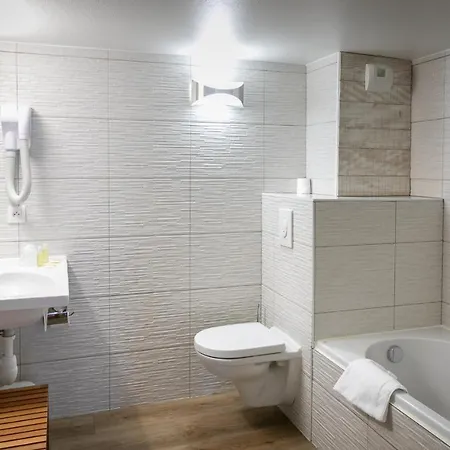 Logis De La Cloche オベルネ