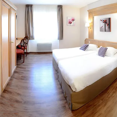 Logis De La Cloche 3* Obernai