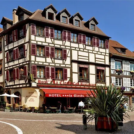 ホテル Logis De La Cloche オベルネ