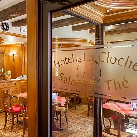 Otel Logis De La Cloche 3*