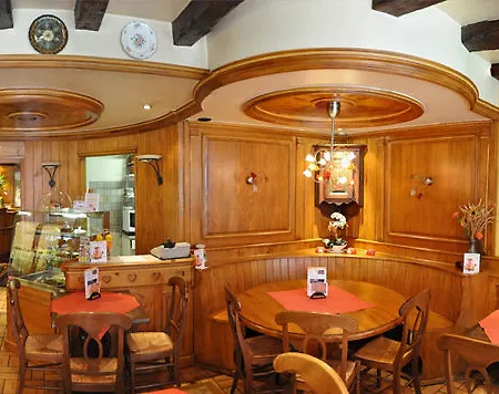Logis De La Cloche