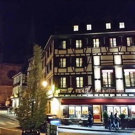 Отель Logis De La Cloche