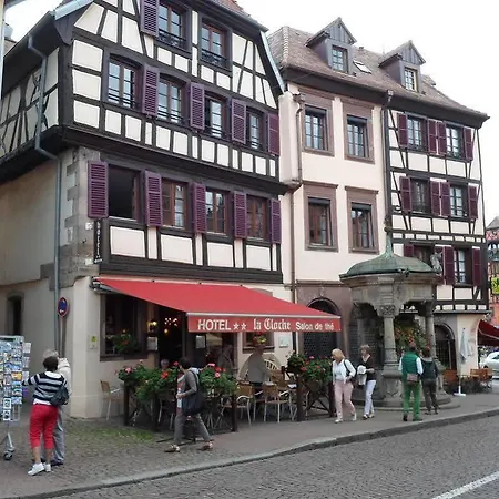 Logis De La Cloche ホテル