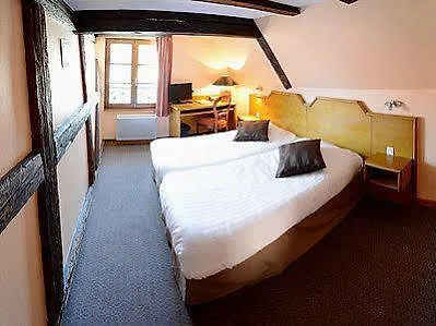 Logis De La Cloche Obernai