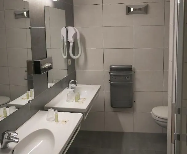 Hotel De La Cloche Obernai