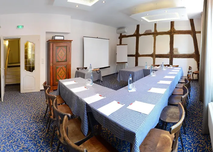 Hotel De La Cloche 3*