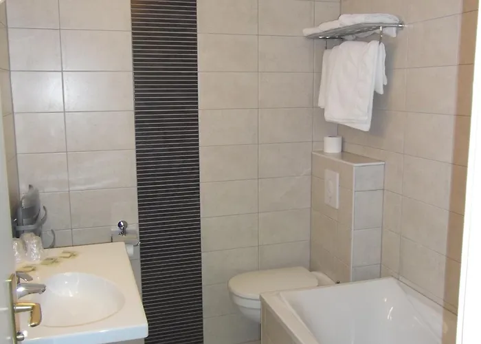 Hotel De La Cloche Obernai